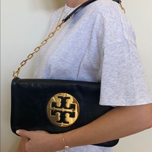 GREAT CONDITION!!! NEVER WOREN Tory Burch Bag!!!
